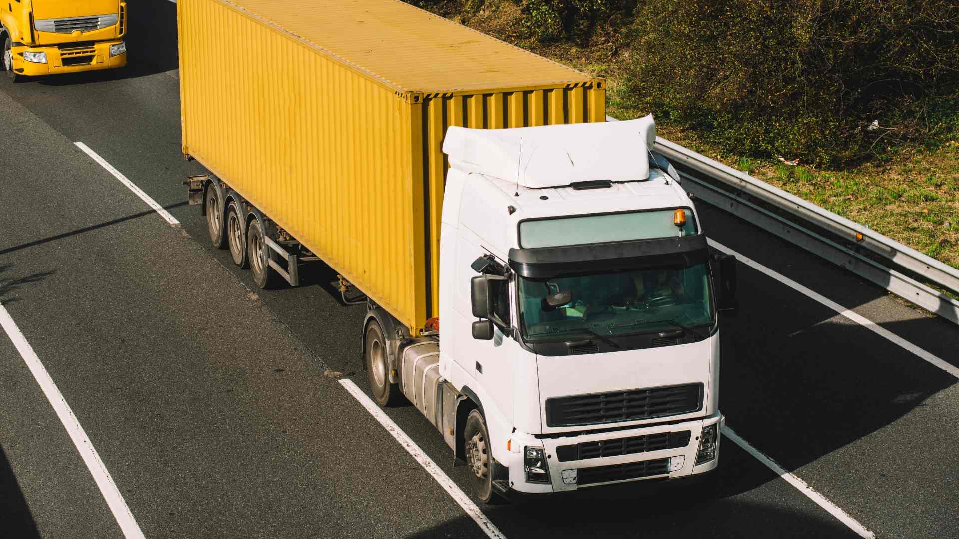 yellow container trucking