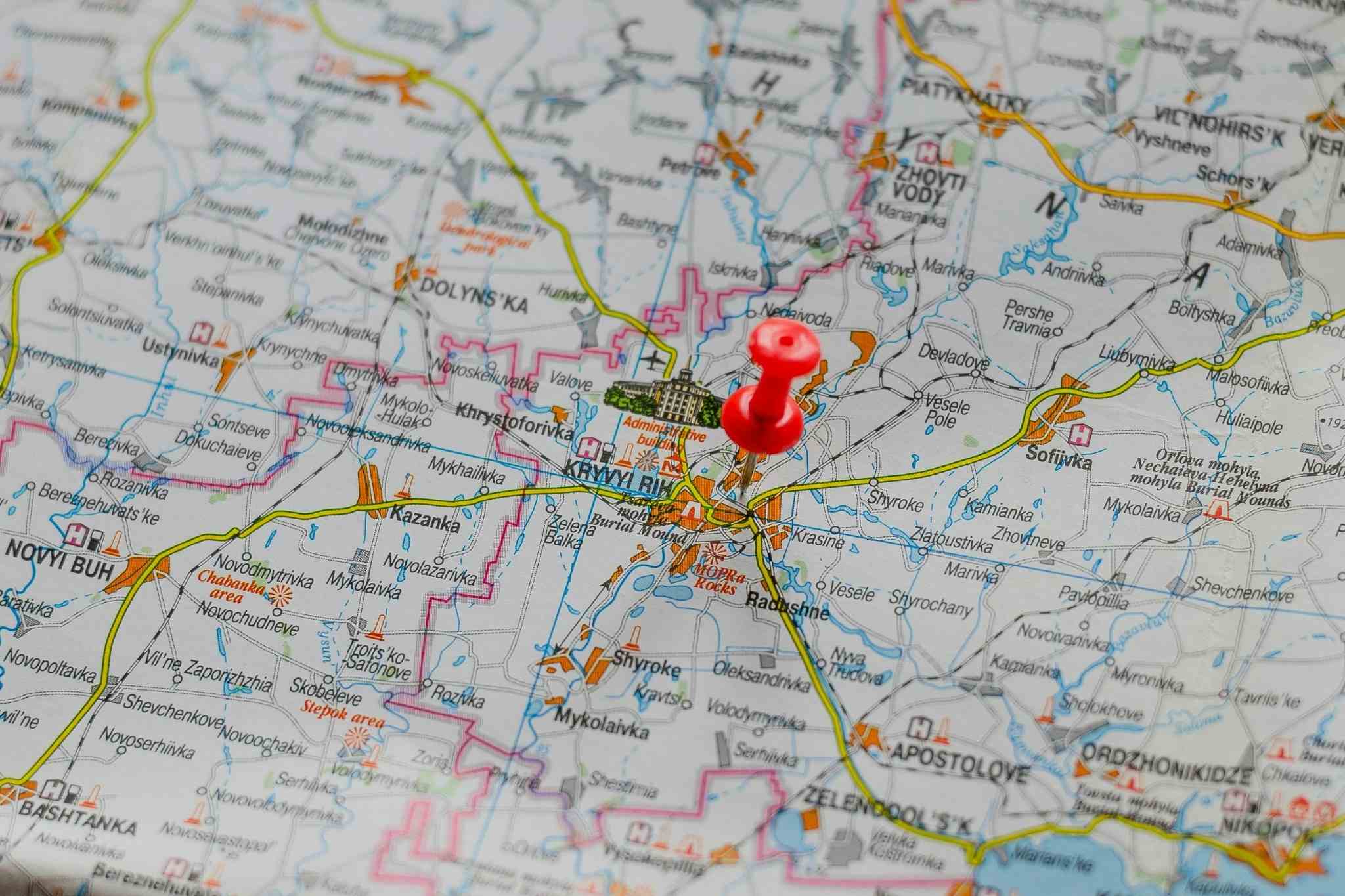 map with red pin