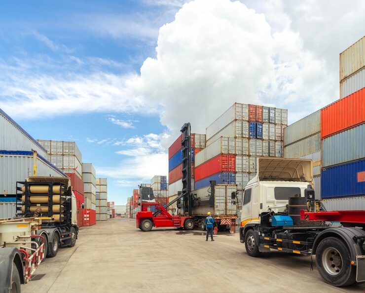 forklift into port lift van onto truck transferred cargo ship